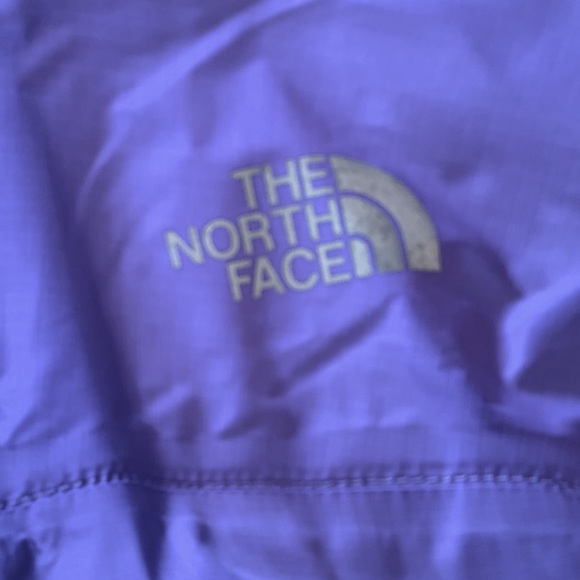 The North Face lightweight coat, HyVent, girls 10-12. - Picture 2 of 10